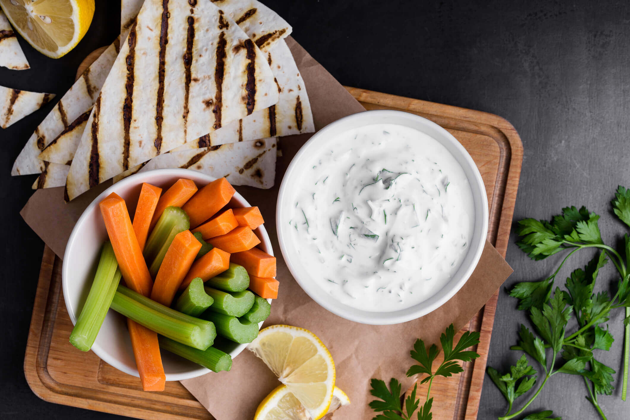 vegetable platter with dip