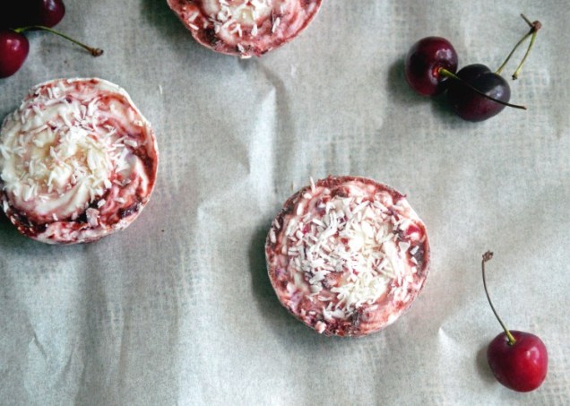 Cherry-Coconut-Yogurt-Bites