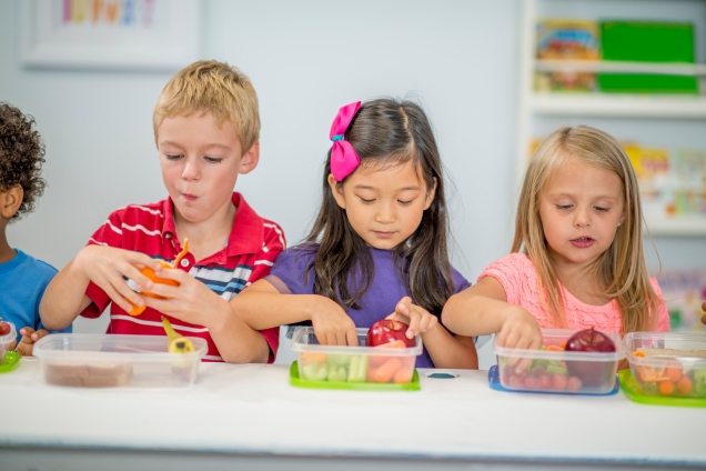 Kids eating