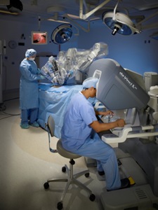 Doctors doing da Vinci surgery